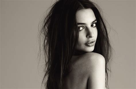 topless pic|Stars Who Have Posed Topless: Emily Ratajkowski, More